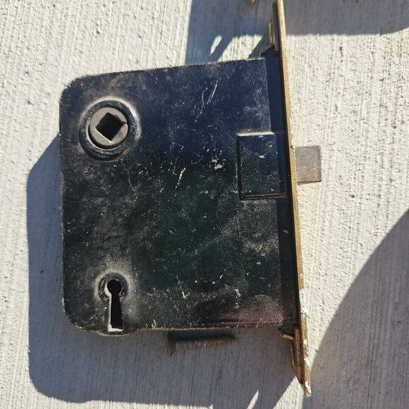 Vintage Brass Door Hardware Lot Antique Knobs Lock Chamber Cover Hinges Screws - Picture 12 of 16